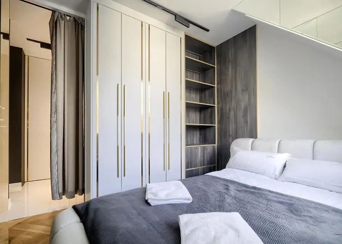 Aboutartapartments - 3840 아파트