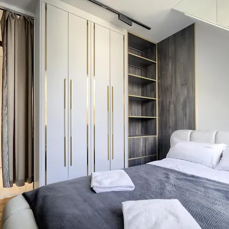 Aboutartapartments - 3840 アパート